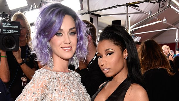 Katy Perry enceinte félicite Nicki Minaj après l'annonce de sa grossesse!