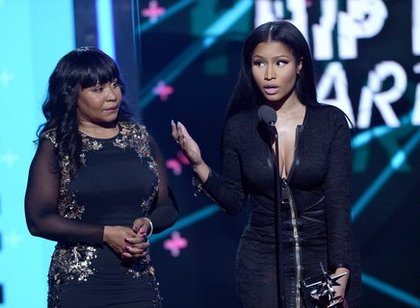 Nicki Minaj et sa mère lors de la cérémonie des Bet Awards 2015
