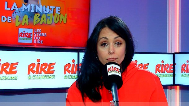 L'internaute : "Je suis allée mettre un petit bonhomme pas content sous le statut «je suis en guerre» de Vladimir Poutine, J’ai retweeté les paroles du président Ukrainien,...”La minute de La Bajon