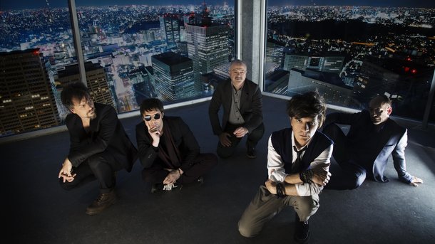 Indochine sur Instagram: la carrière du groupe en images