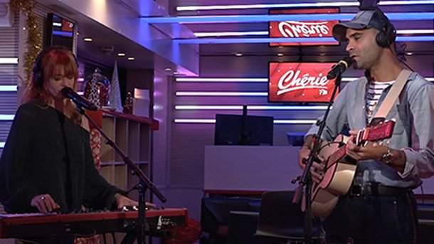 Ycare & Axelle Red interprètent leur titre «D'autres que nous» en live sur Chérie FM