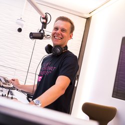 Armin Van Buuren - Studio ASOT