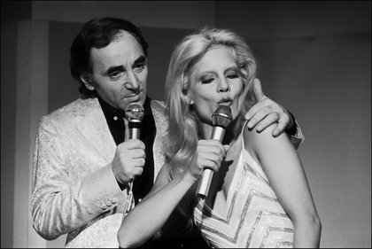 Charles Aznavour a écrit pour de nombreux artistes comme Sylvie Vartan.