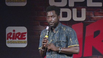 Donel Jack'sman one man show - photo - clash avec pierre bénichou - Rire & Chansons - 2