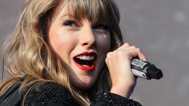 Taylor Swift inspire les jeunes filles à commencer la guitare