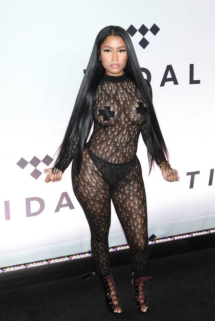 Nicki Minaj en 10 looks