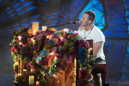 Chris Martin (Coldplay) - Cérémonie NRJ Music Awards 2016
