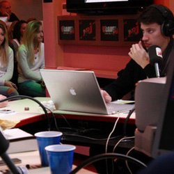 Lundi 05 novembre aves Psy et Kev Adams
