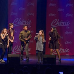 Concert Pop Love Kids United