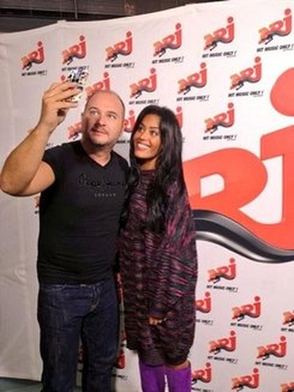 Amel Bent: #cauetandme