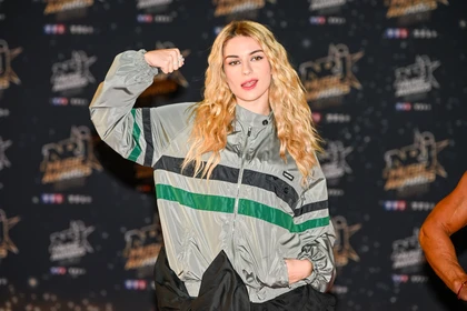 Adèle Castillon - Le Tapis Rouge - NRJ Music Awards 2026