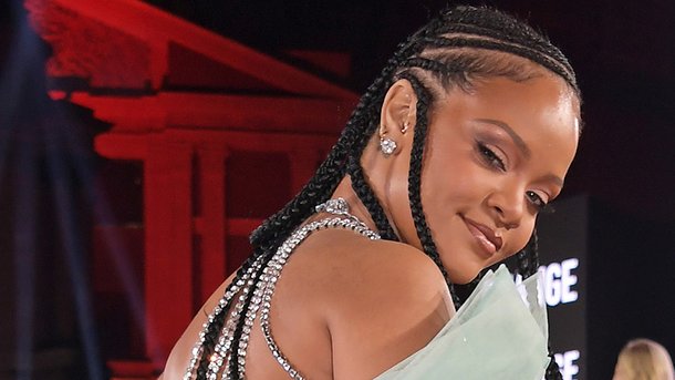 Rihanna dévoile un premier selfie pour 2020… Mais pas d’album!