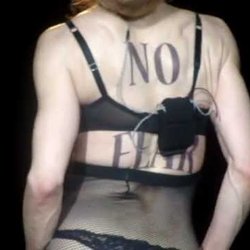 Madonna : et maintenant elle enlève le bas !