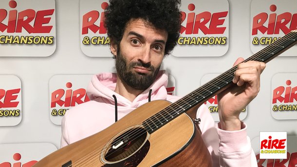 Alex Fredo (et sa guitare) face à Issa Doumbia : "Issa, on se connait pas personnellement... mais je te vois partout !"