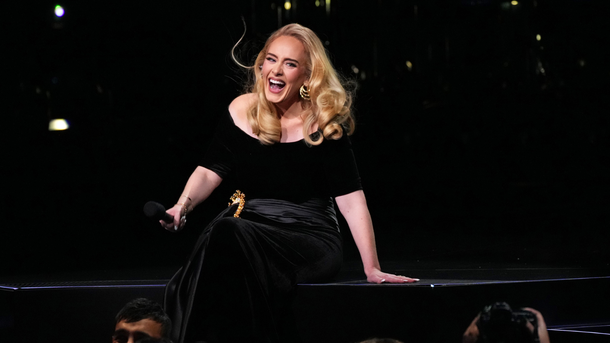 Adele met en pause sa résidence à Las Vegas pour raison de santé