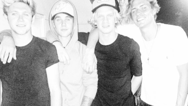 Cody, Justin et Niall : ils passent la soirée ensemble!