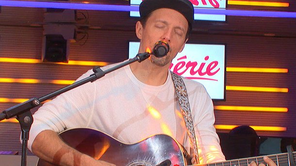Jason Mraz : découvrez sa session acoustique sur Chérie