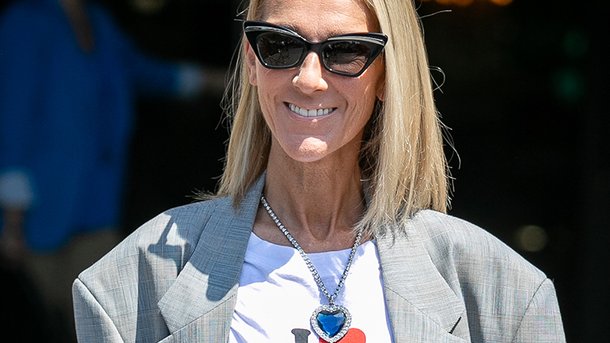 Céline Dion dans les rues de Paris avec le collier de «Titanic»