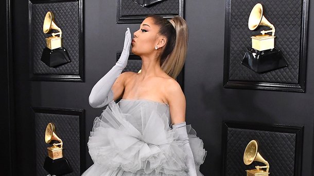 Ariana Grande enceinte? Une photo de son baby-bump fuite sur Internet