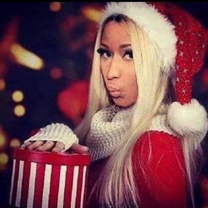 Nicki Minaj : Let dat HO HO. Let dat HO know. MERRY CHRISTMAS EVERYONE!!!!!! Muuuuuaaaaaahhhhhhhhhh!!!!!!