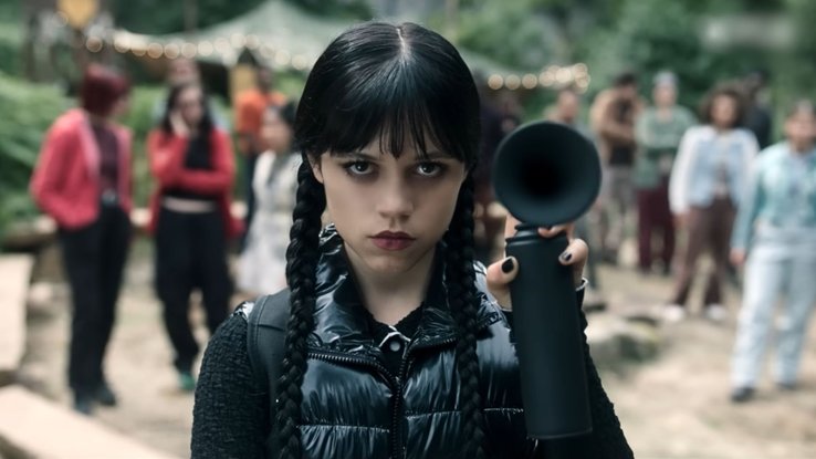 Jenna Ortega dans la bande-annonce de la saison 2 de "Mercredi", sur Netflix.