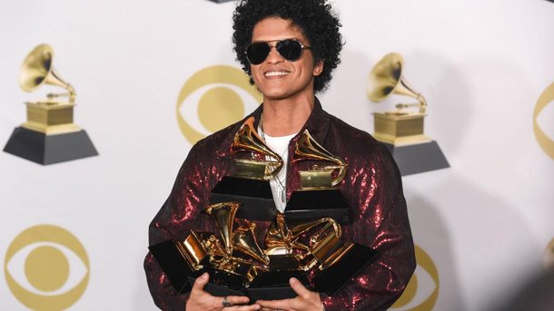 Bruno Mars: le roi des récompenses?