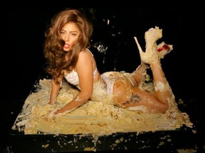 La vraie part du gâteau c'est pas d'avoir ce que tu veux c'est de faire ce que tu veux. Photo de Terry Richardson 