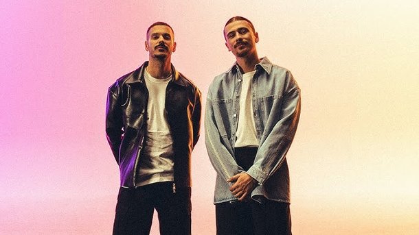 "Chaque seconde" : découvrez le clip de Pierre Garnier et M.Pokora