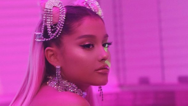 Ariana Grande : son nouvel album disponible avant la Saint-Valentin ?