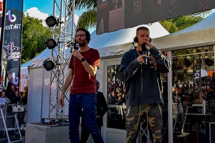 Manu et M Pokora - Manu dans le 6/9