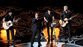 De Madonna à U2 : Les performances live les plus mémorables des Oscars