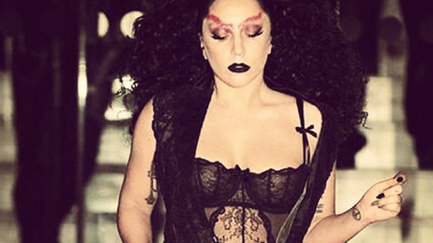 Lady Gaga : parée pour Halloween
