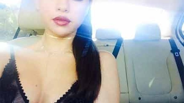 Selena Gomez : femme fatale!