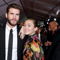 Miley Cyrus et Liam Hemsworth à l’avant-première de  «Thor : Ragnarok» à Hollywood