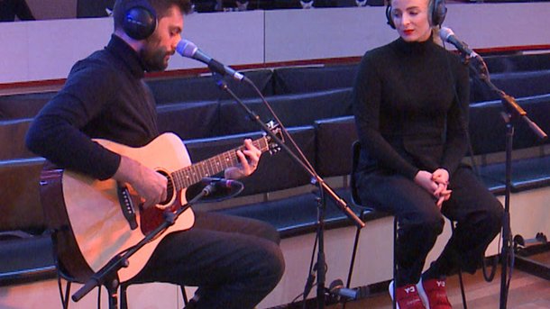 Madame Monsieur: découvrez le titre "Mercy" en acoustique sur Chérie !