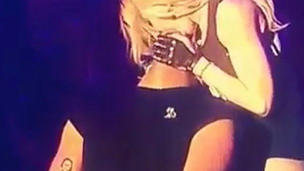 Madonna et Drake : leur baiser fougueux sur scène à Coachella !