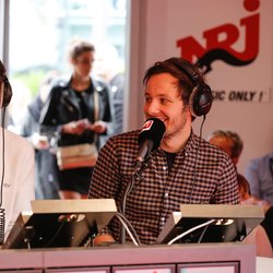 Amir et Vianney chez Manu dans le 6/9 - NRJ Music Awards 2017