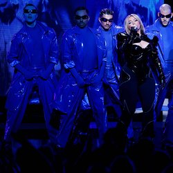 Bebe Rexha - 24ème Cérémonie des NRJ Music Awards