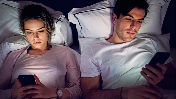 Les infos du Réveil Chérie : En couple, plus on se connaît et moins on s’écoute