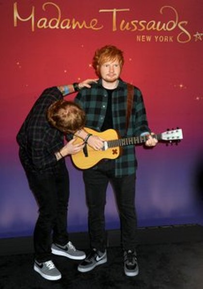 Ed Sheeran et sa statue de cire @ Madame Tussaud NY