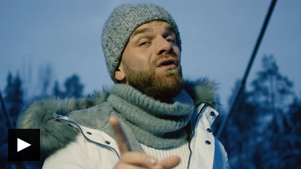 Keen’V: découvrez le clip émouvant du hit «Le plus beau des cadeaux»