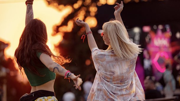 Les infos du Réveil Chérie : en avril prochain, la France va connaître son 1er festival d’électro-fromage !
