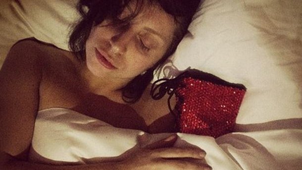 Lady Gaga revisite le Magicien d'Oz pour son nouveau live