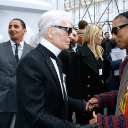 Pharrell Williams et Karl Lagerfeld au défilé Chanel