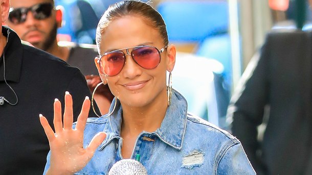 Jennifer Lopez: l’incroyable cadeau d’anniversaire de son compagnon Alex Rodriguez