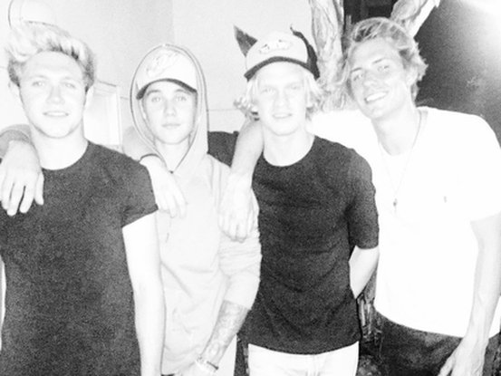 cody-simpson-justin-bieber-et-niall-horan