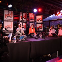 Selena Gomez à Paris chez Cauet