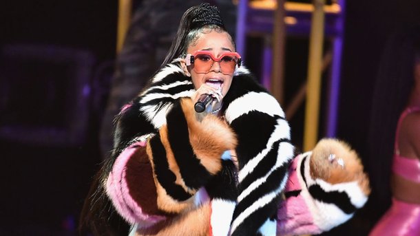 Cardi B a offert une très grande maison à sa mère