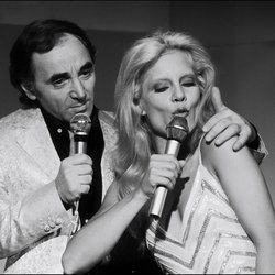 Charles Aznavour a écrit pour de nombreux artistes comme Sylvie Vartan.