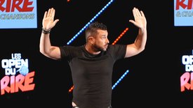 Humour - Anthony Joubert sur scène - 1er extrait - Open du rire de Rire & Chanson